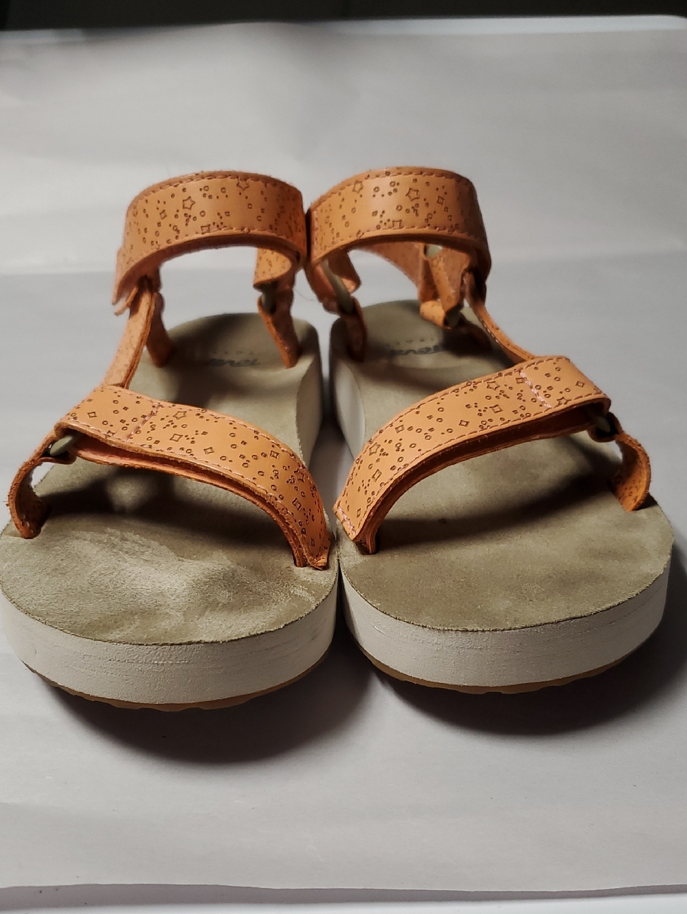 Teva Midform Universal Star Sandal Size 7 in Coral Outdoors Hike Celestial - Picture 11 of 16